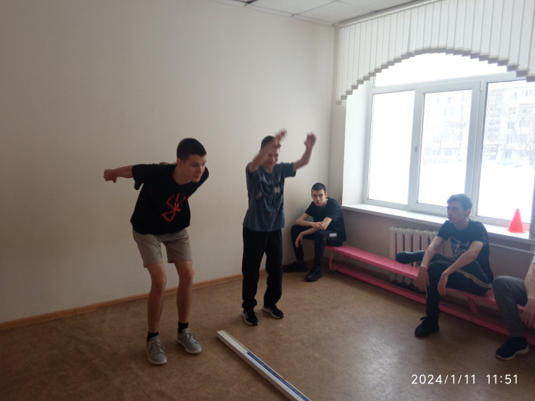 В лицее прошел спортивный квест "ГТО и МЫ", посвященный участникам СВО..